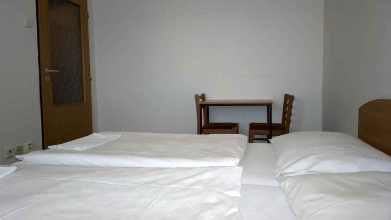 Penzion Lada Nová Bystřice Bagian luar foto