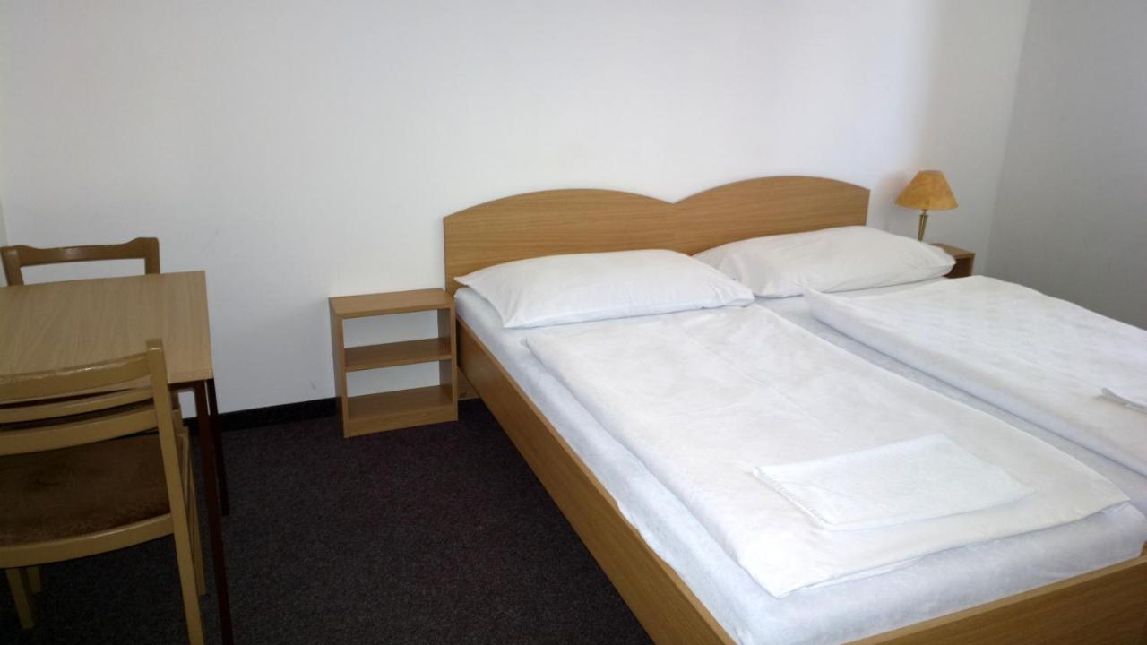 Penzion Lada Nová Bystřice Bagian luar foto