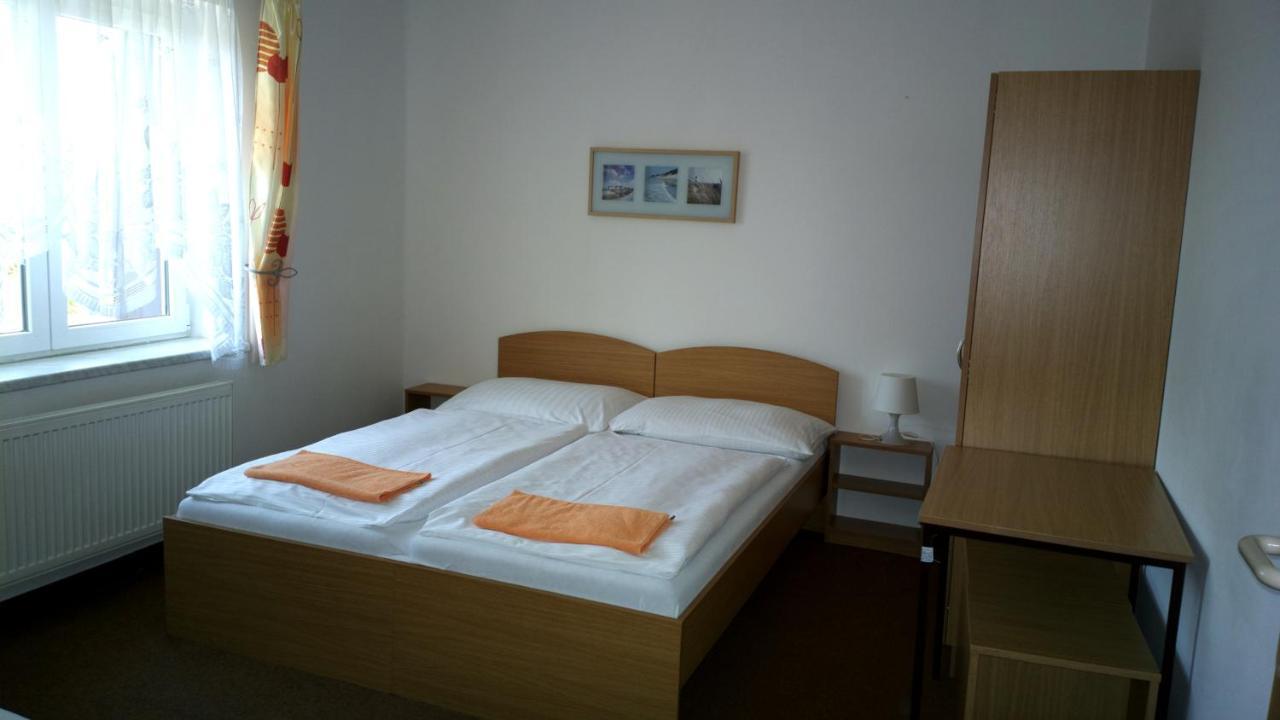 Penzion Lada Nová Bystřice Bagian luar foto